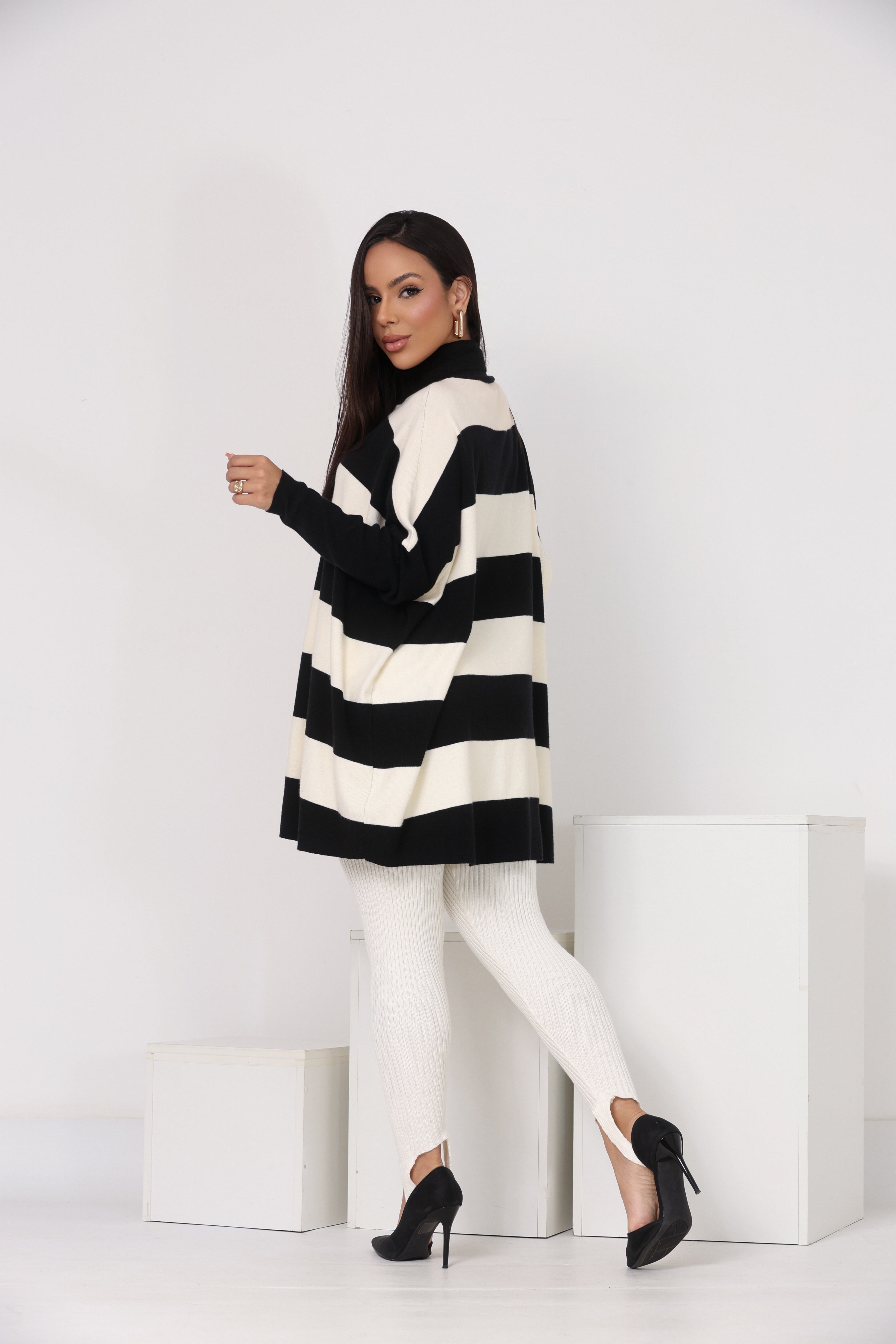 Suéter Oversize Listras Tricô Modal