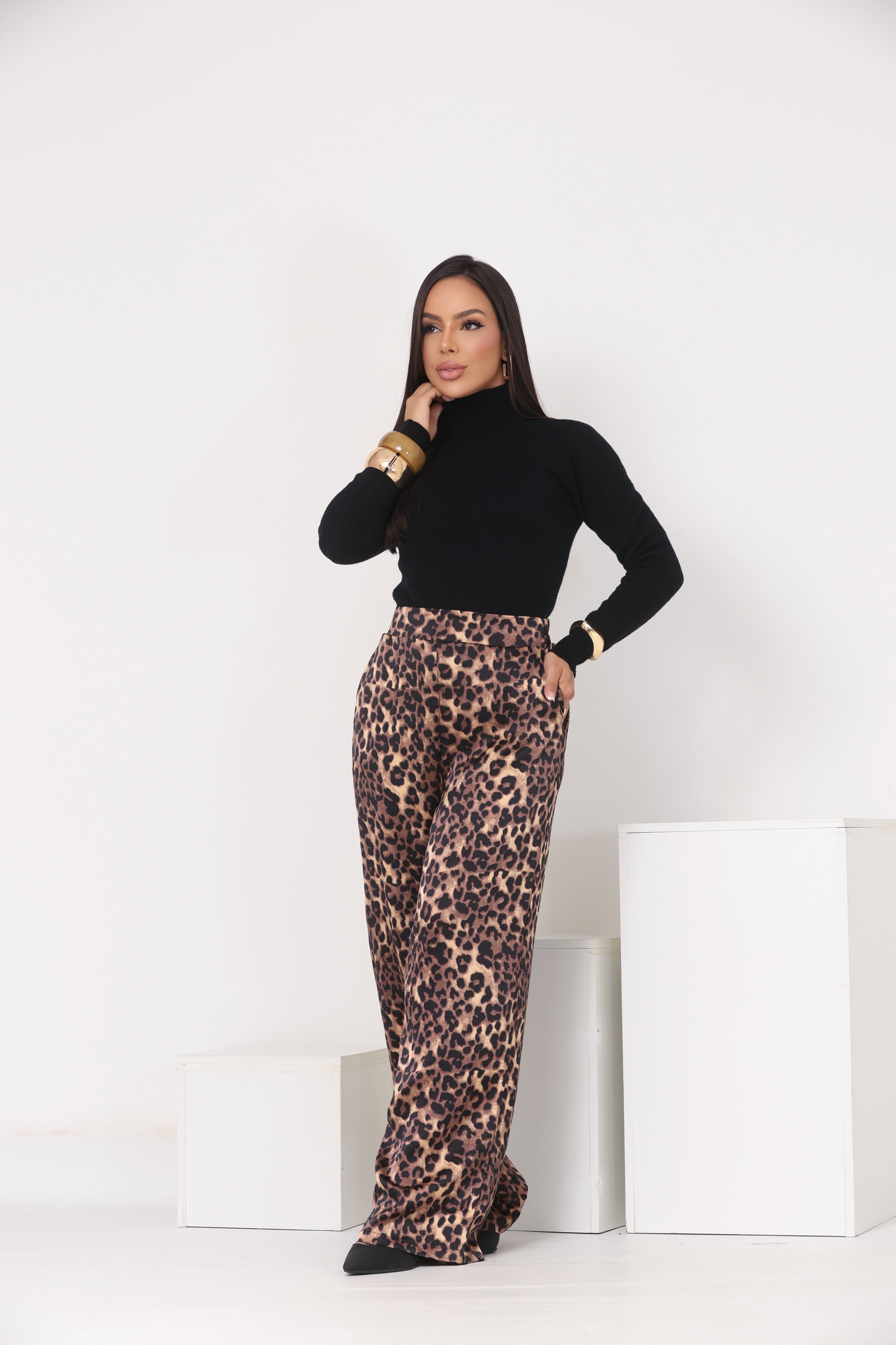 Calça Acetinada Animal Print