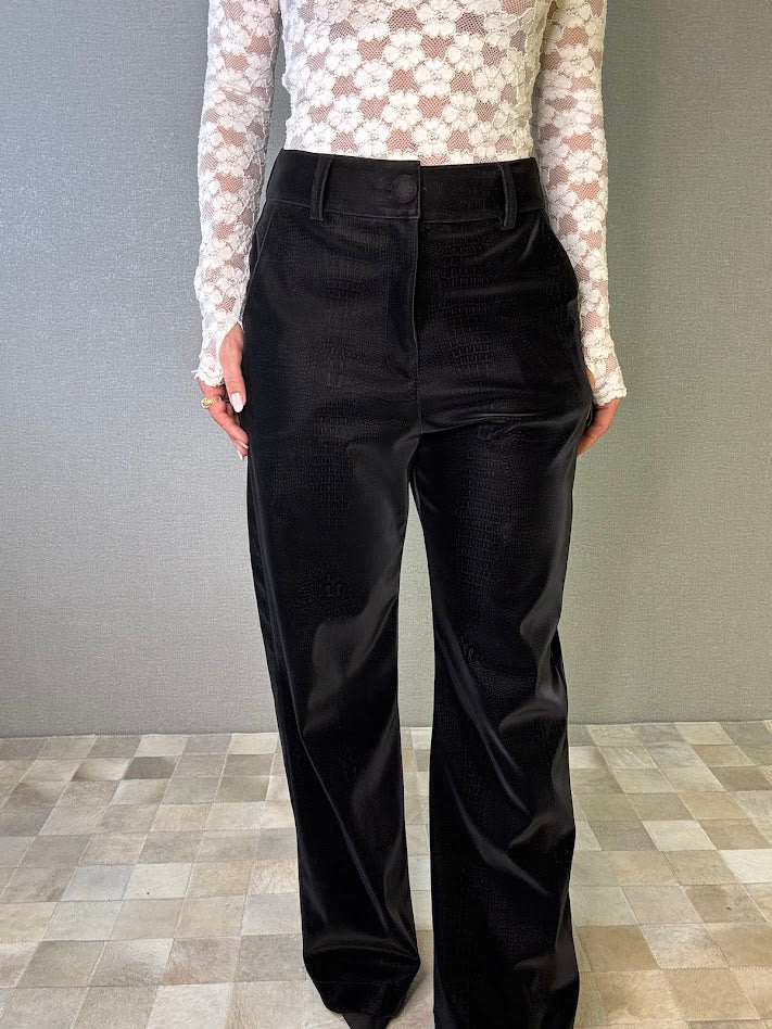 Calça Courino Wide Leg