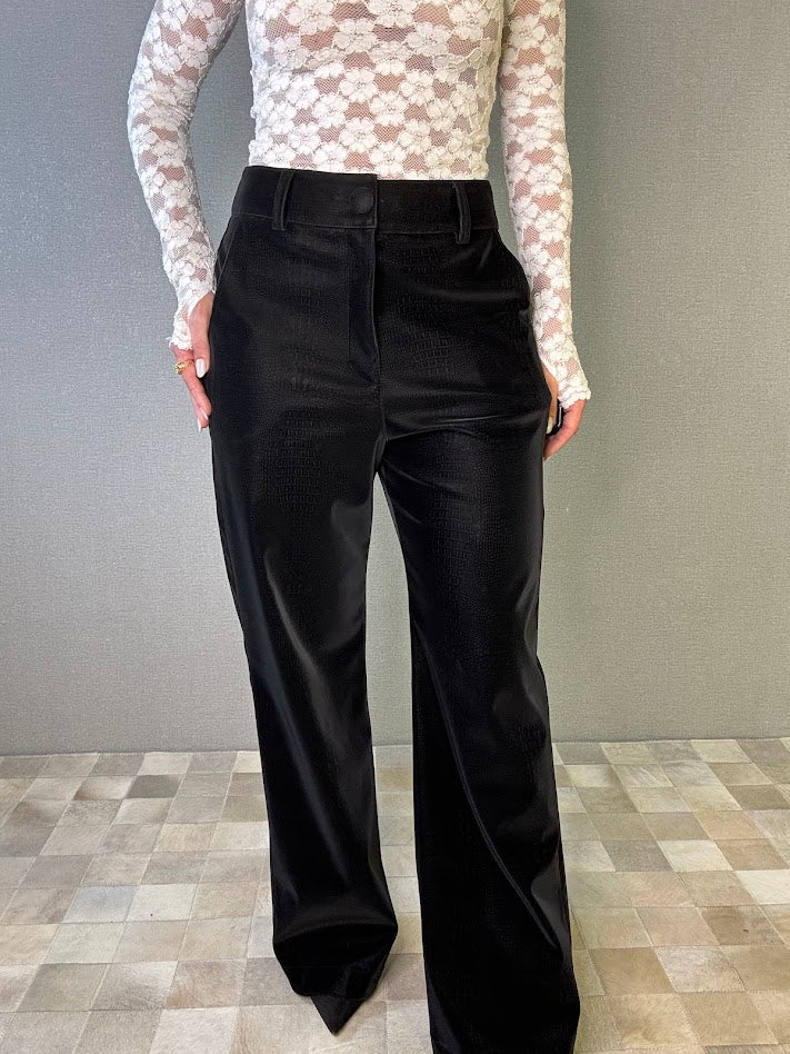 Calça Courino Wide Leg