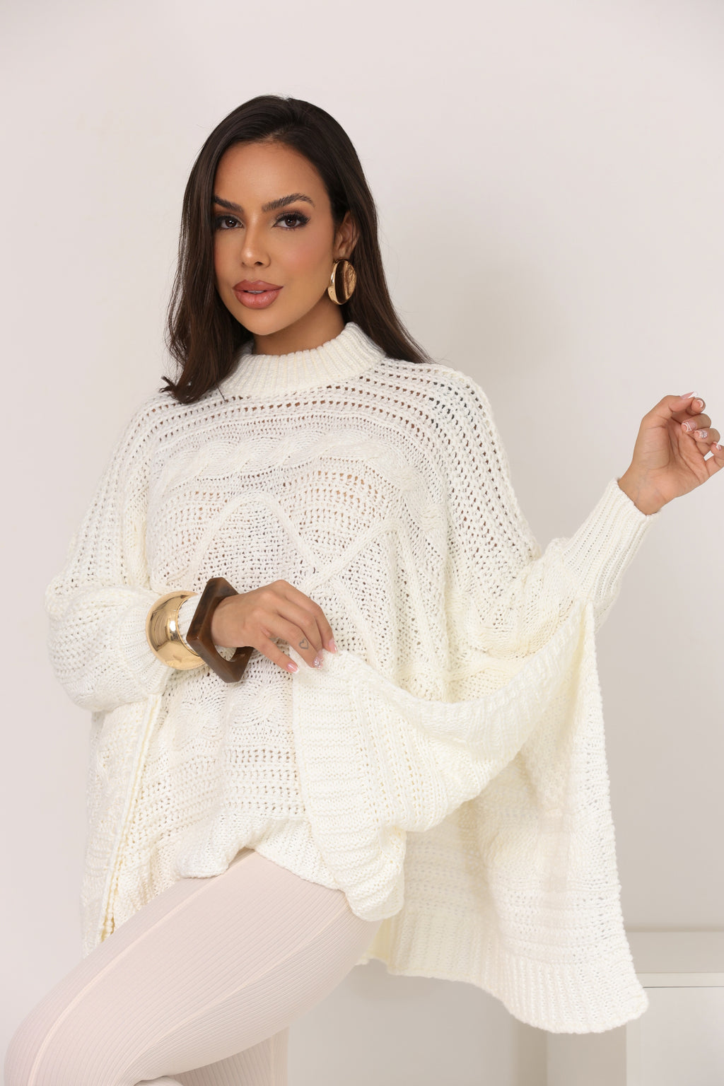 Blusa Poncho em Tricô